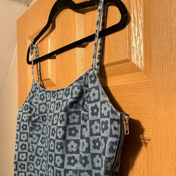 Divided Fitted Dress in Light Denim Blue/Floral - Picture 7 of 14